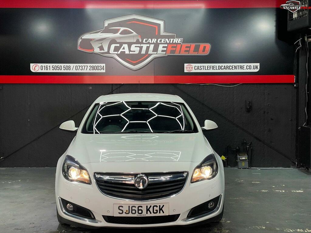 Compare Vauxhall Insignia Hatchback 1.6 Cdti Ecoflex Elite 201666 SJ66KGK White