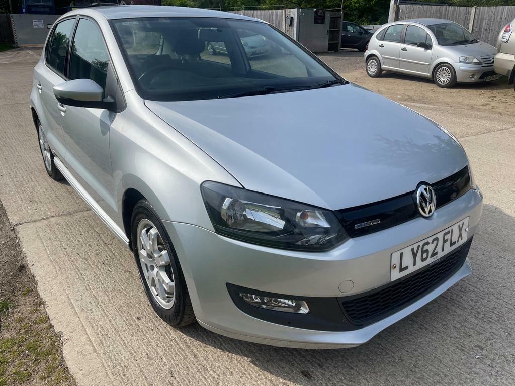 Compare Volkswagen Polo 1.2 Tdi Bluemotion Euro 5 Ss LY62FLX Silver