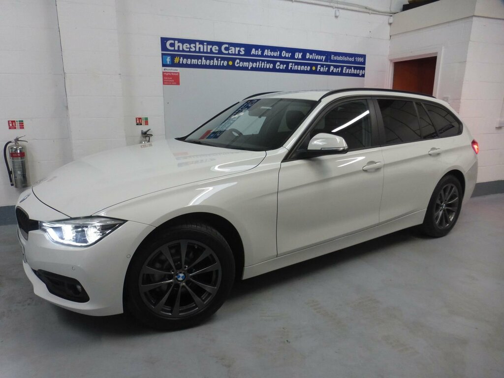 Compare BMW 3 Series 2.0 318D Se Touring Euro 6 Ss YK68FNG White