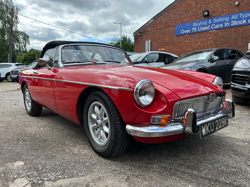MG MGB 1.8 Roadster Red #1