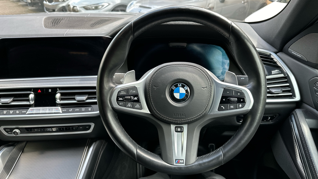 Compare BMW X6 M M Sport YH72DLF Grey