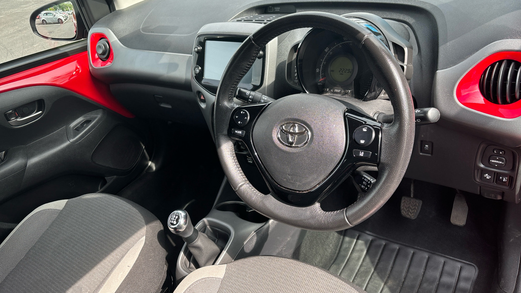 Compare Toyota Aygo X X-play SG21BXR Red