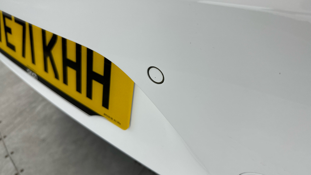 Compare Vauxhall Corsa-e Elite Nav Premium VE71KHH White