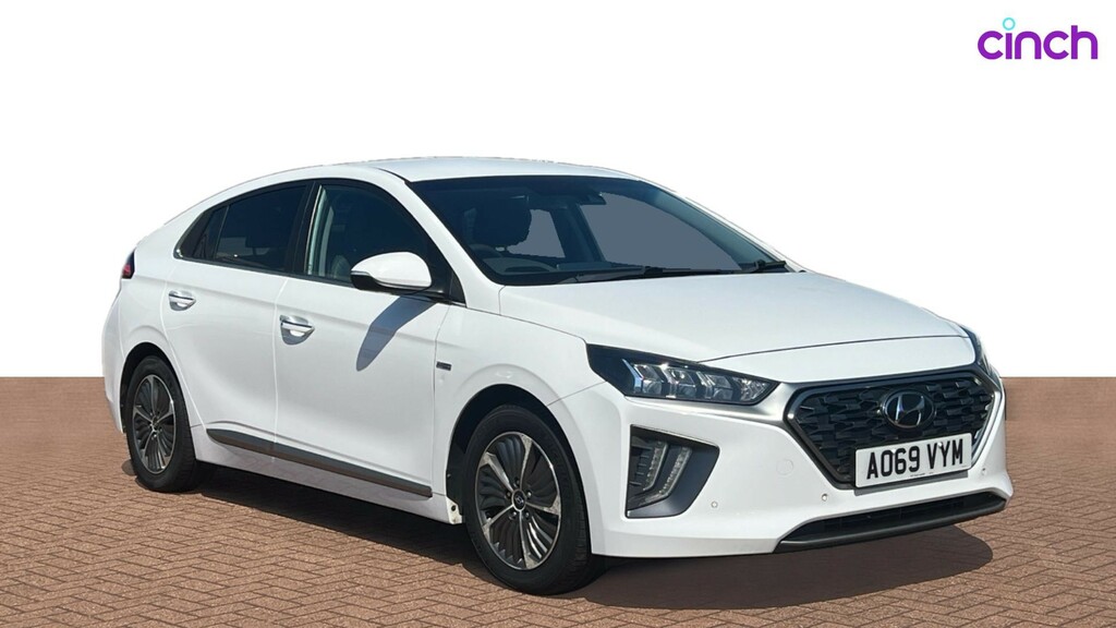 Compare Hyundai Ioniq Premium Se AO69VYM White