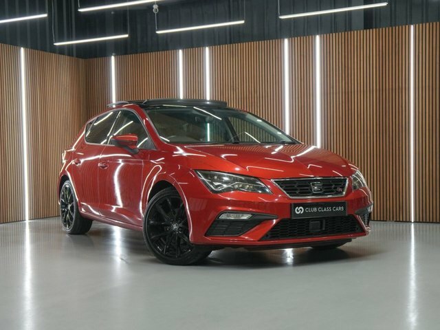 Compare Seat Leon Tsi Fr Technology WJ17ZCL Red