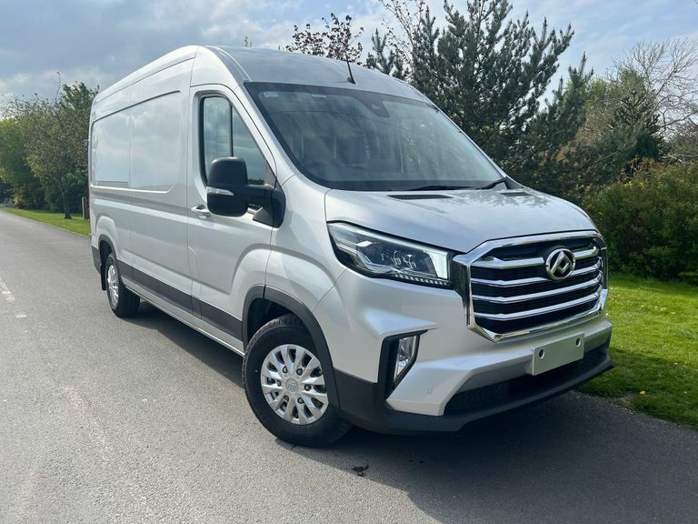 Compare Maxus Deliver 9 2.0 D20 163 High Roof Van MX24SIL Silver