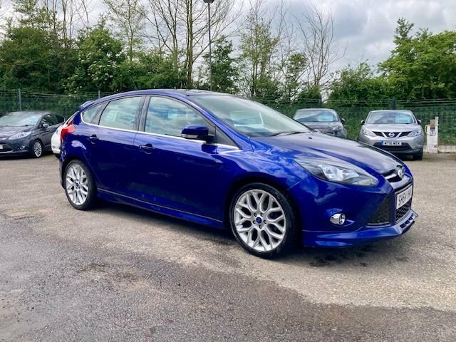 Compare Ford Focus 1.6 Tdci Zetec S With Service History SH64VKM Blue