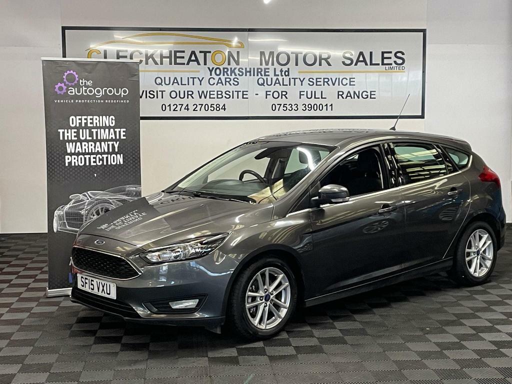 Compare Ford Focus 1.0T Ecoboost Zetec Euro 6 Ss SF15VXU Grey