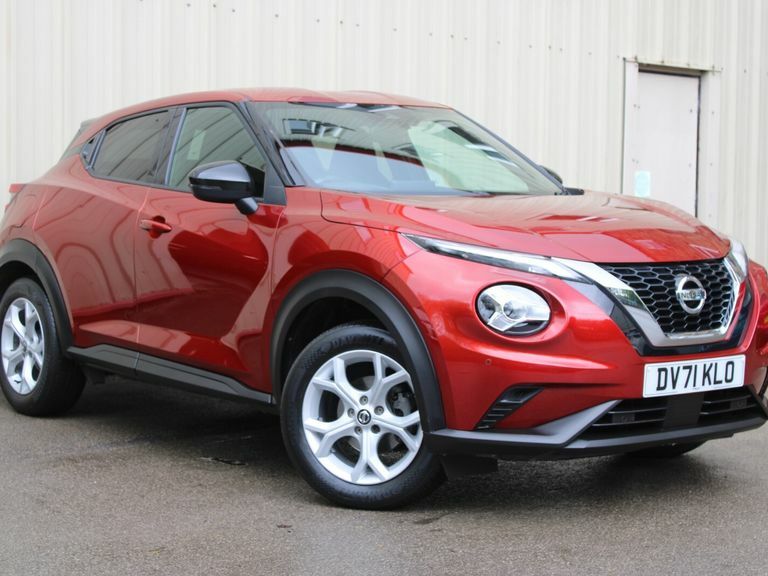 Nissan Juke 1.0 Dig-t 114 N-connecta Dct Red #1