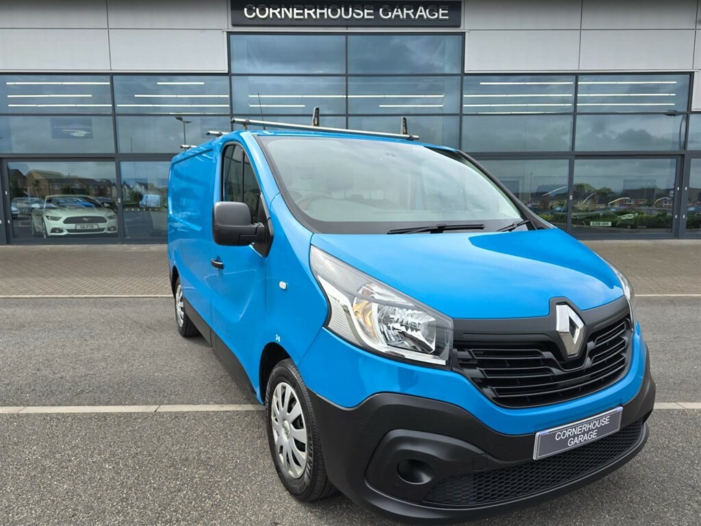 Compare Renault Trafic 1.6 Dci 27 Business Swb Standard Roof Euro 6 FE68RMV Blue