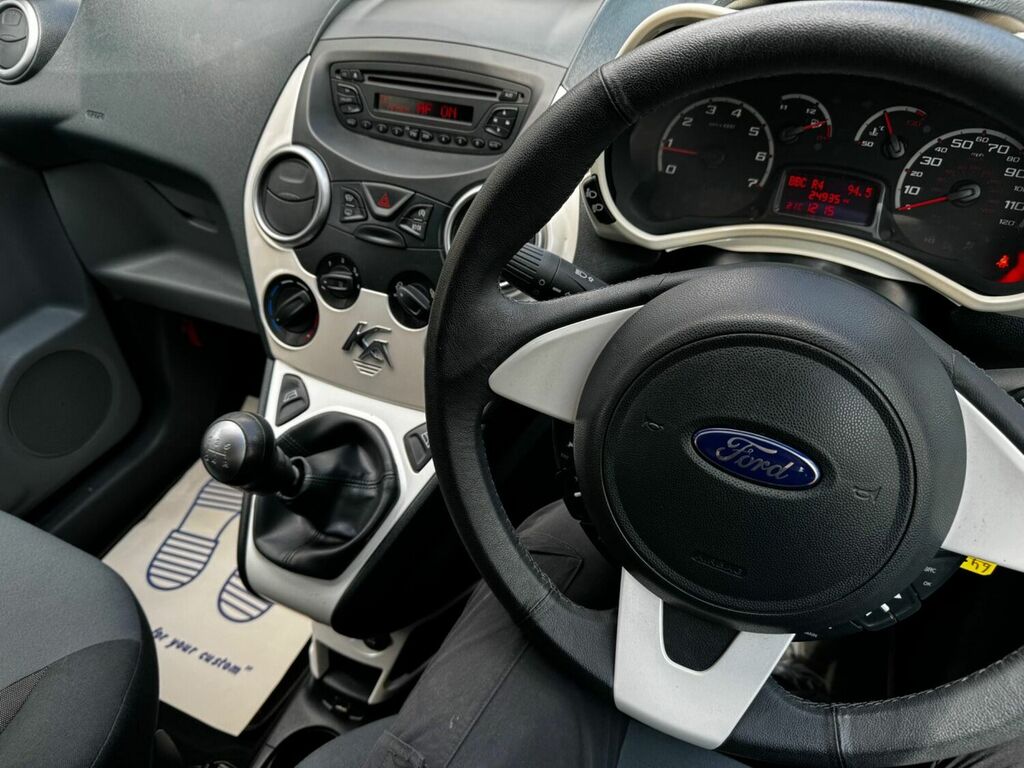 Compare Ford KA Hatchback 1.2 FJ64PDO Blue