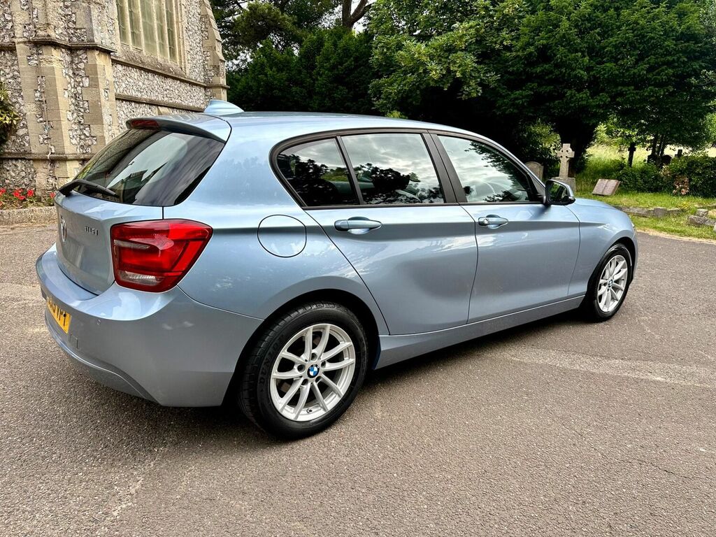 Compare BMW 1 Series Hatchback 1.6 GJ15VPT Blue