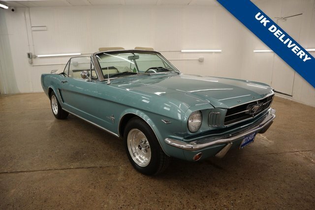 Compare Ford Mustang Convertible 289 4.7 Convertible MCY542C Blue