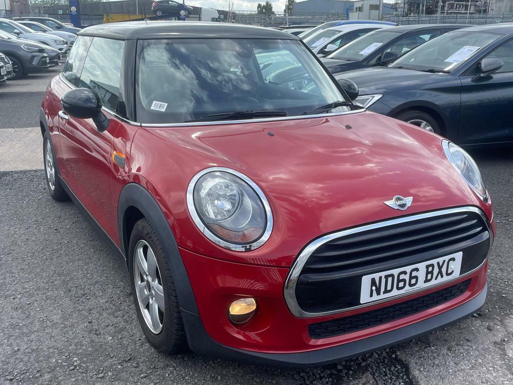 Compare Mini Hatch 1.5 Cooper D Euro 6 Ss ND66BXC Red