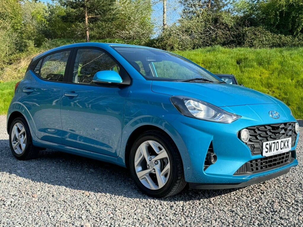 Compare Hyundai I10 I10 1.2 I10 Se Connect Mpi SW70CKX Blue