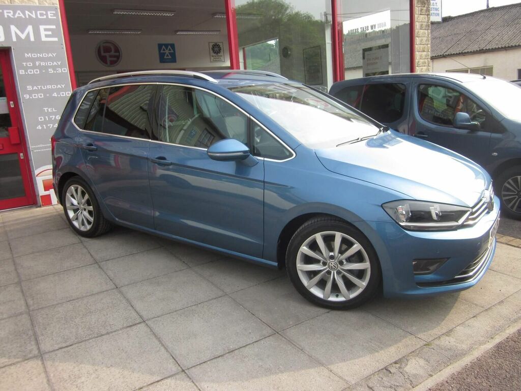 Compare Volkswagen Golf SV 1.4 Tsi Bluemotion Tech Act Gt Euro 6 Ss 2 WO15ZNJ Blue