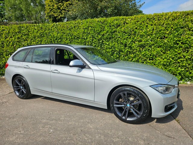 Compare BMW 3 Series 320D Sport Touring YE14KOW Silver