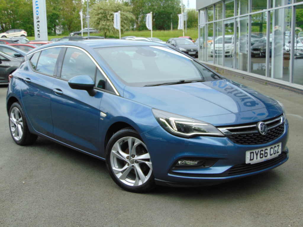 Compare Vauxhall Astra 1.4T 16V 150 Sri DY66CGZ Blue
