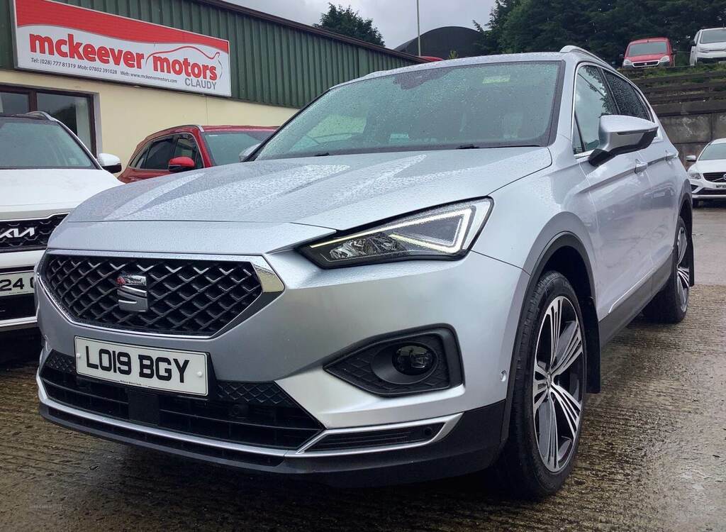 Compare Seat Tarraco 2.0 Tdi Xcellence First LO19BGY Silver