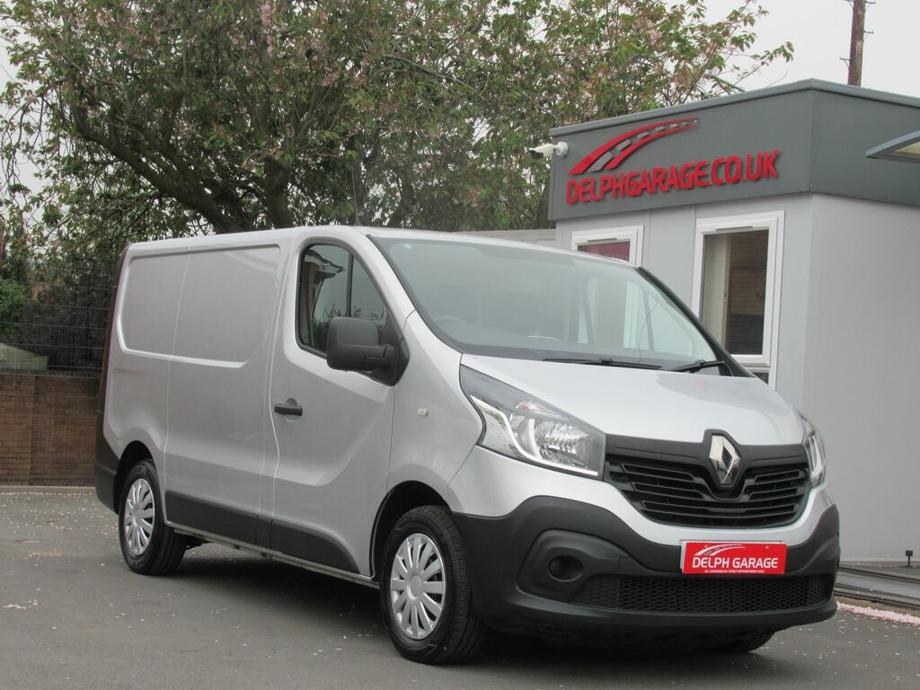 Compare Renault Trafic 1.6 Sl29 Business Dci Sat Nav DY68CAE Silver