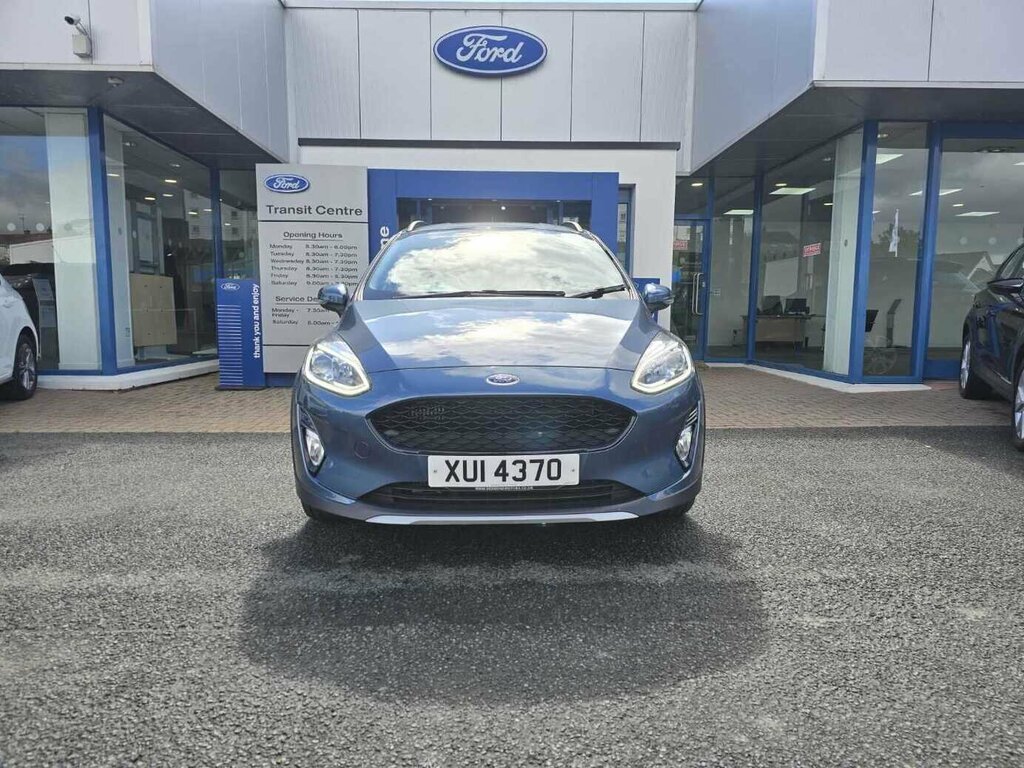 Compare Ford Fiesta Active Edition T Mhev XUI4370 Blue