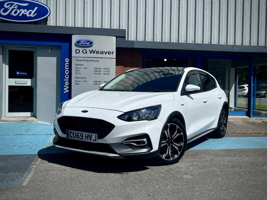 Ford Focus Active X White #1