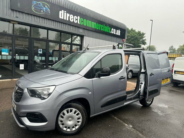Compare Vauxhall Combo 1.6 L1h1 2300 Sportive DT19ORV Grey