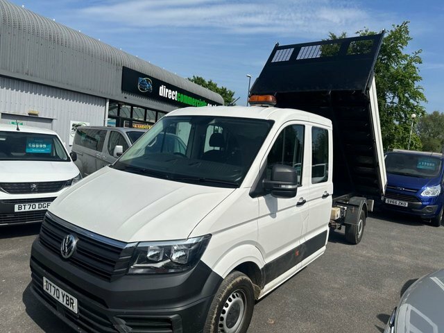 Compare Volkswagen Crafter 2.0 Cr35 Tdi Dcb DT70YBR White