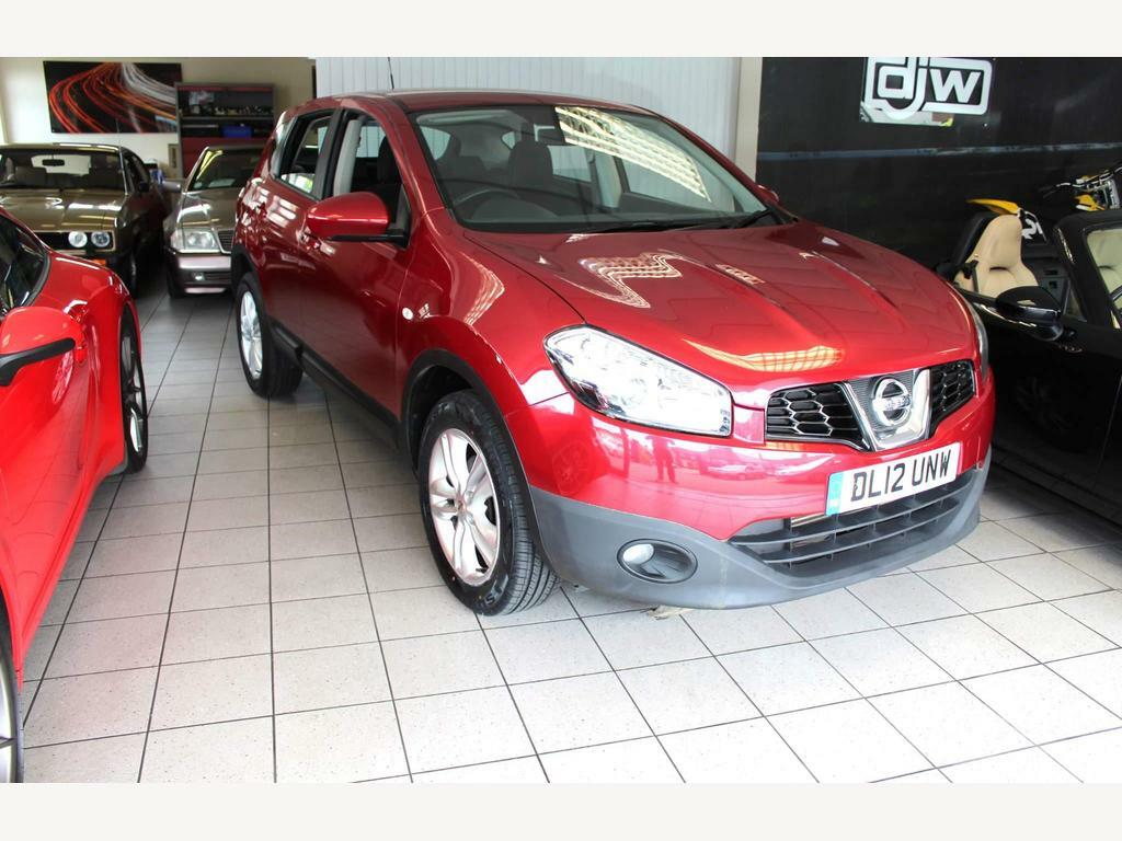 Compare Nissan Qashqai 1.5 Dci Acenta 2Wd Euro 5 DL12UNW Red