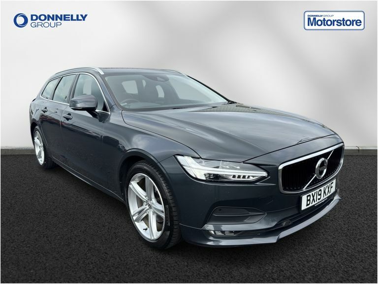 Compare Volvo V90 2.0 D4 Momentum Plus Geartronic BX19KXF Grey