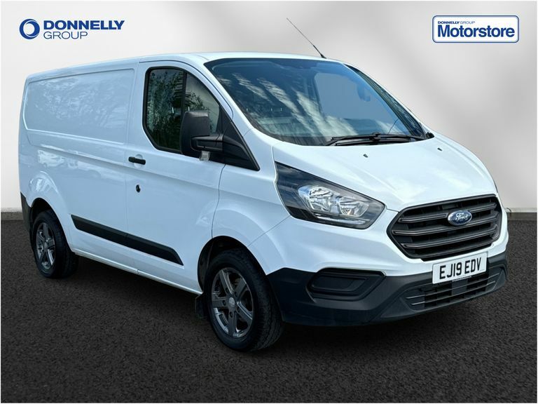 Compare Ford Transit Custom 2.0 Tdci 105Ps Low Roof Van EJ19EDV White