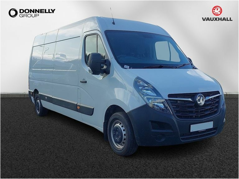 Compare Vauxhall Movano 2.3 Turbo D 135Ps H2 Van DT70YNR White