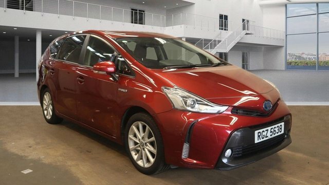 Compare Toyota Prius+ Plus 1.8 Excel Tss RGZ5638 Red