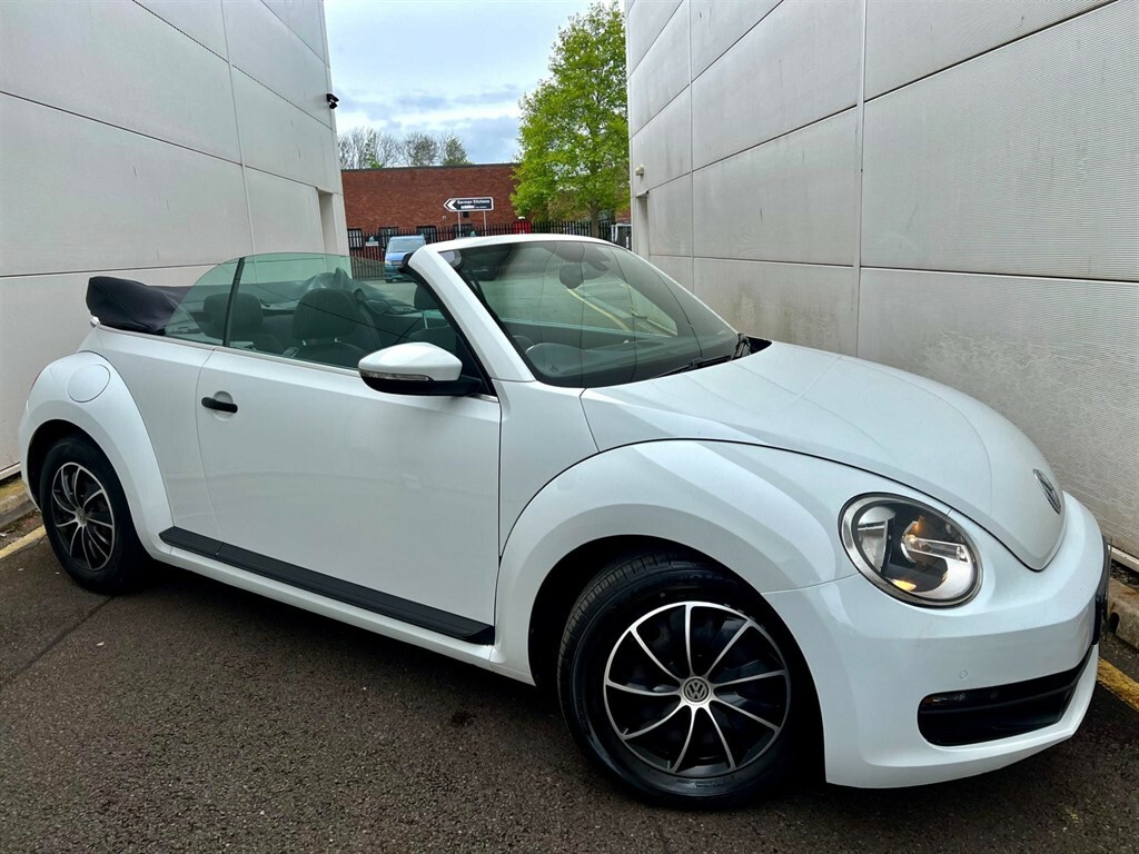 Compare Volkswagen Beetle 1.2 Tsi Bluemotion Tech Cabriolet Euro 6 Ss GD65LZF White