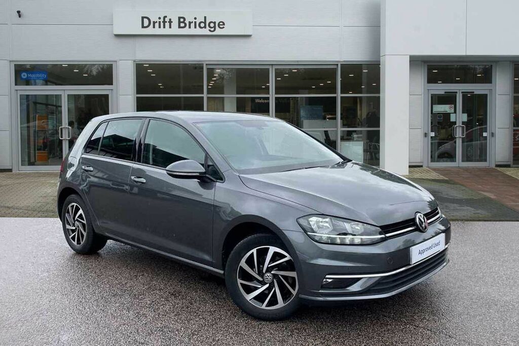 Compare Volkswagen Golf Mk7 Facelift 1.0 Tsi 115Ps Match Dsg GC19TLY Grey