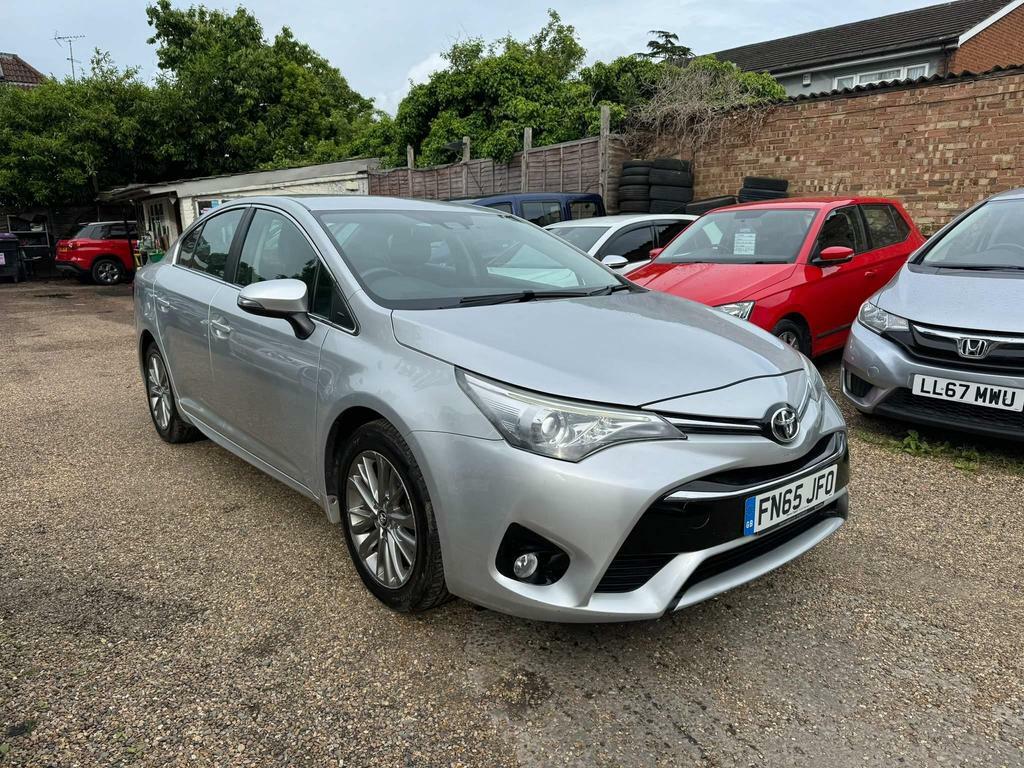 Compare Toyota Avensis 1.8 V-matic Business Edition Cvt Euro 6 FN65JFO 