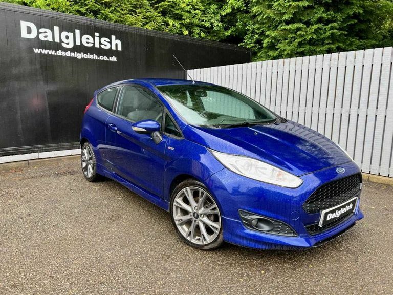 Compare Ford Fiesta St-line HV66PXE Blue