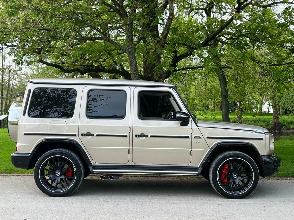 Compare Mercedes-Benz G Class 4.0 G63 V8 Biturbo Amg Spds9gt 4Wd Euro 6 Ss CE71HTX Silver