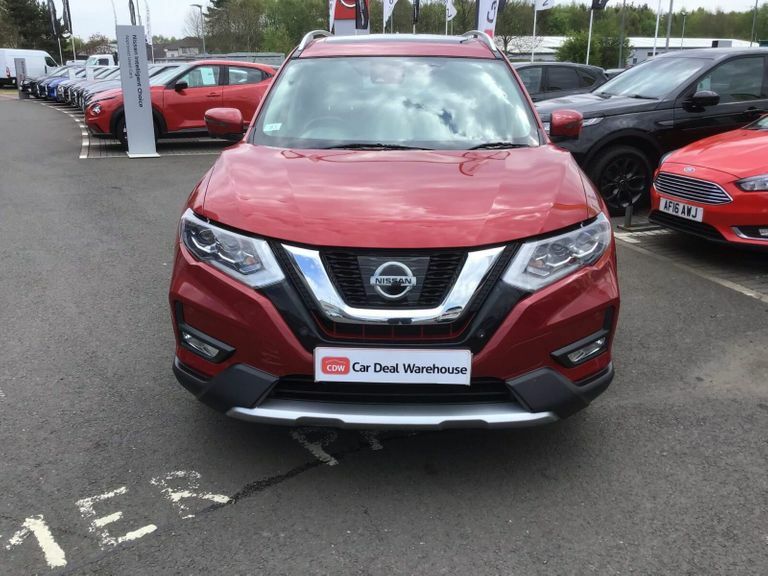 Compare Nissan X-Trail 1.6 Dig-t Tekna Euro 6 Ss SM67MMO Red