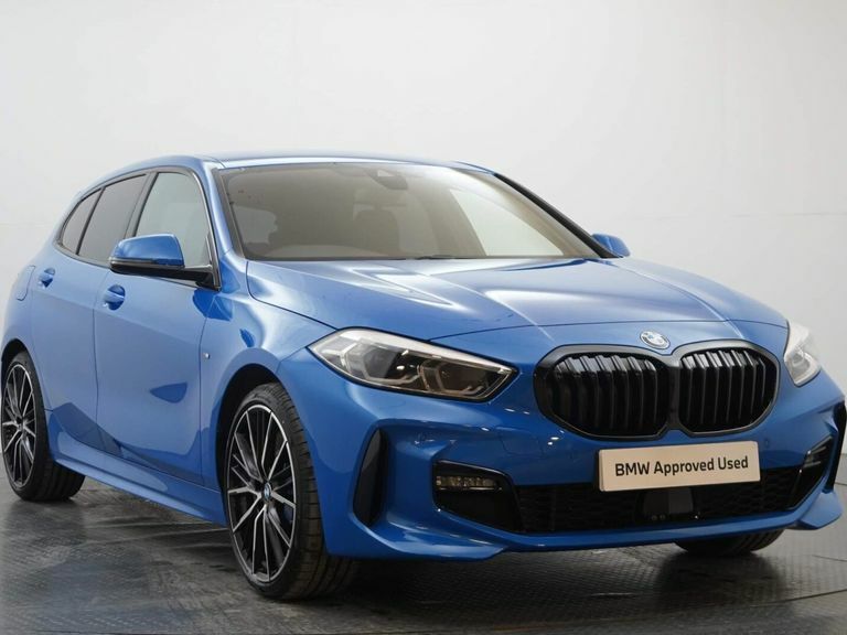 Compare BMW 1 Series 118I M Sport SM73ZDS Blue