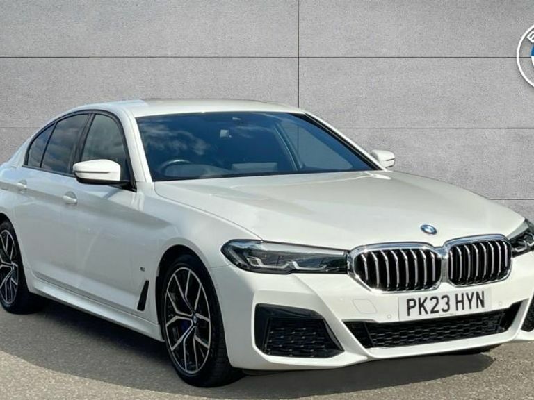 Compare BMW 5 Series 530D Xdrive M Sport Saloon PK23HYN White