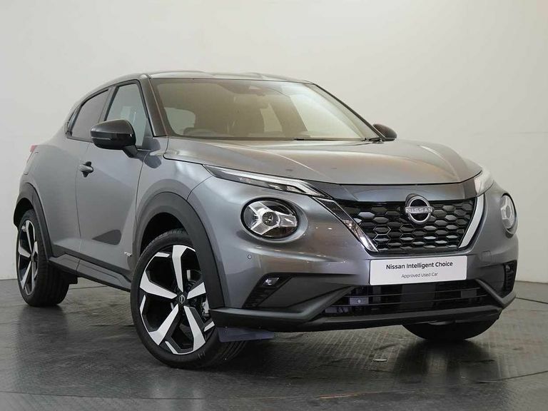 Compare Nissan Juke 1.6 143 Hev Tekna With Bose Audio And Pro Pilot Te ST72UPL Grey