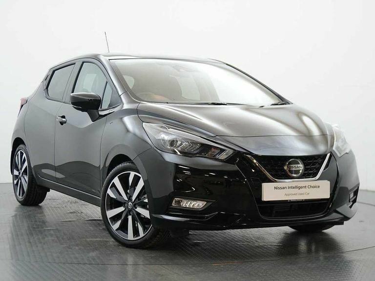 Compare Nissan Micra 1.0 Ig-t 92 Tekna X-tronic With Bose Audio SM72EVC Black