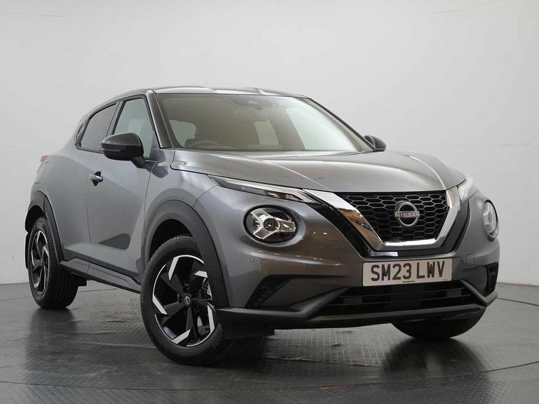 Nissan Juke 1.0 Dig-t 114 N-connecta Dct With Sat Nav And Grey #1
