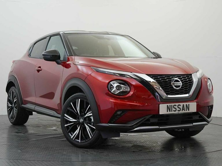 Compare Nissan Juke 1.0 Dig-t 114 Tekna With Bose Audio And Drive Ass LF21NBK Red