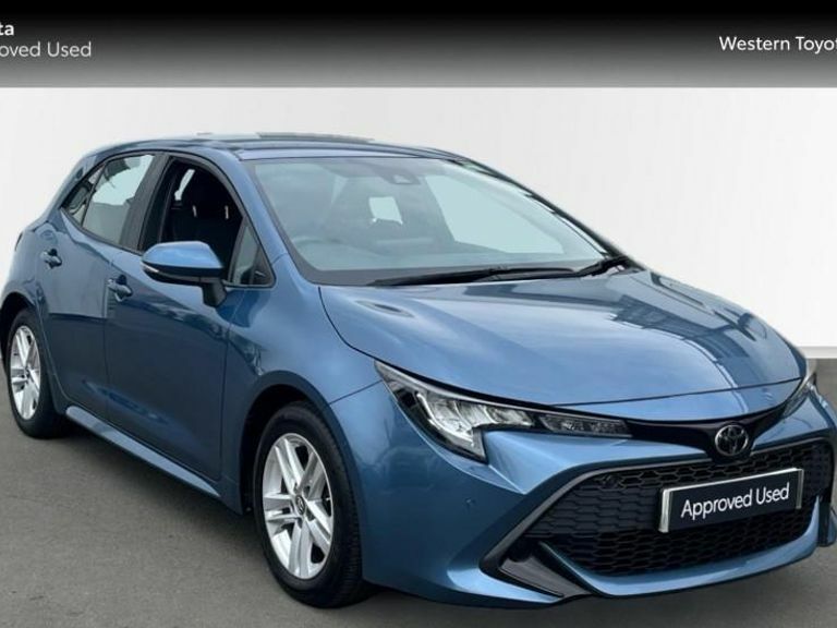 Compare Toyota Corolla 1.2 Vvt-i Icon Tech Euro 6 Ss RK69XBN Blue