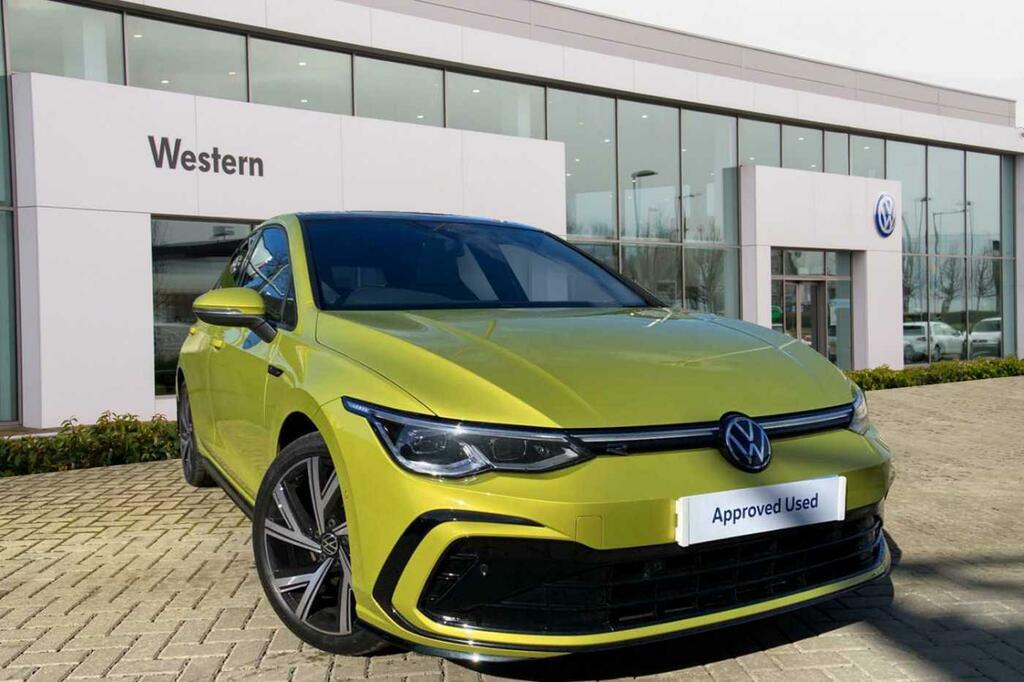 Compare Volkswagen Golf 1.5 Etsi 150 R-line Evo Dsg SN24WZZ Yellow