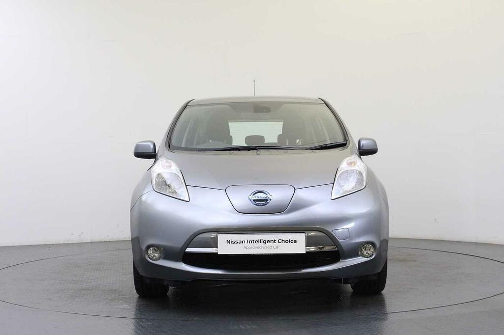 Compare Nissan Leaf 24Kw Acenta With 6.6Kw Charger Sat Nav And Rear DS67SXZ Grey