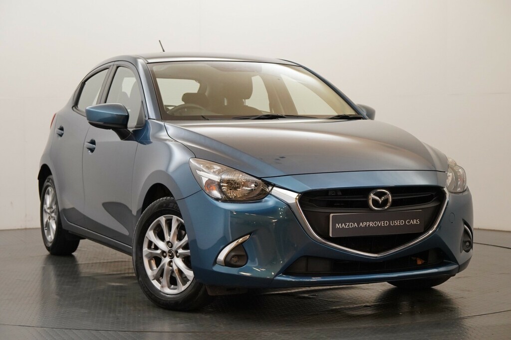 Compare Mazda 2 1.5 75 Se-l ST18WOM Blue
