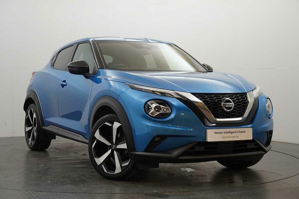 Compare Nissan Juke 1.0 Dig-t 114 Tekna With Bose Audio And Drive Assi SK21KOV Blue